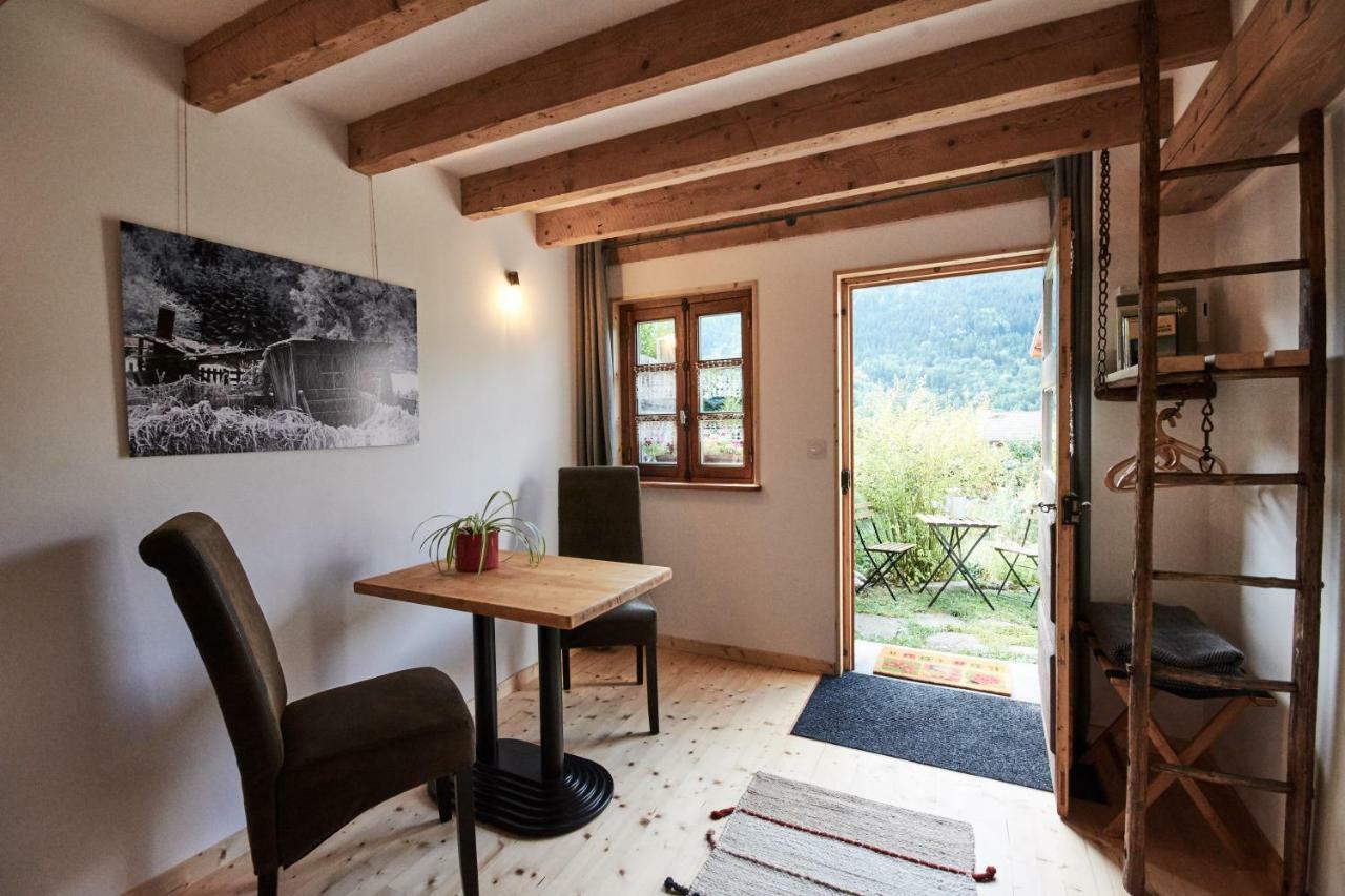ラ・プラーニュ La Foyere Bed & Breakfast エクステリア 写真